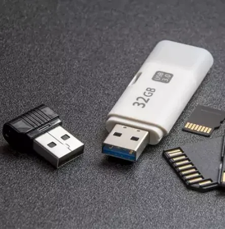 صورة لقسم فلاش ميموري