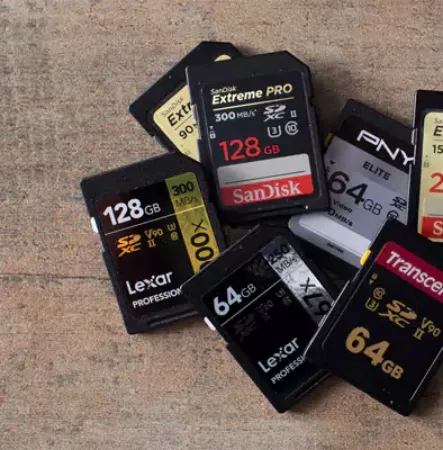 صورة لقسم بطاقات الذاكرة